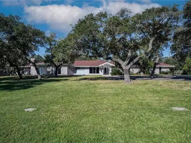 House for sale in Corpus Christi