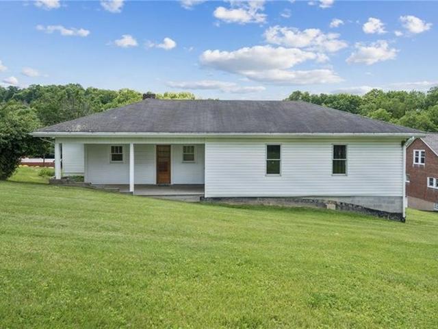 House for sale in Washington, Pennsylvania