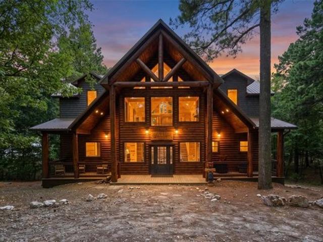 House for sale in Broken Bow, Oklahoma