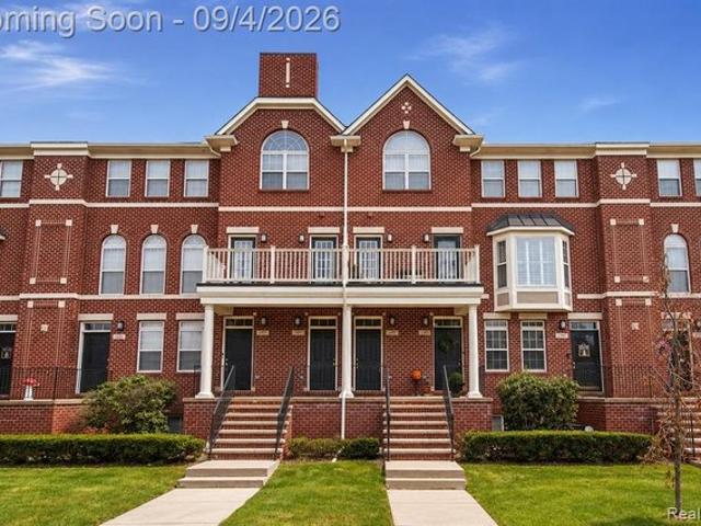 Townhouse for sale in Troy, Michigan