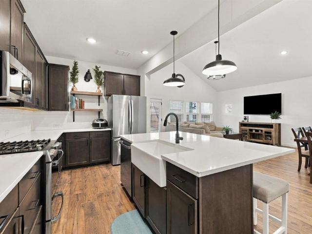 House for sale in Howe, Grayson County
