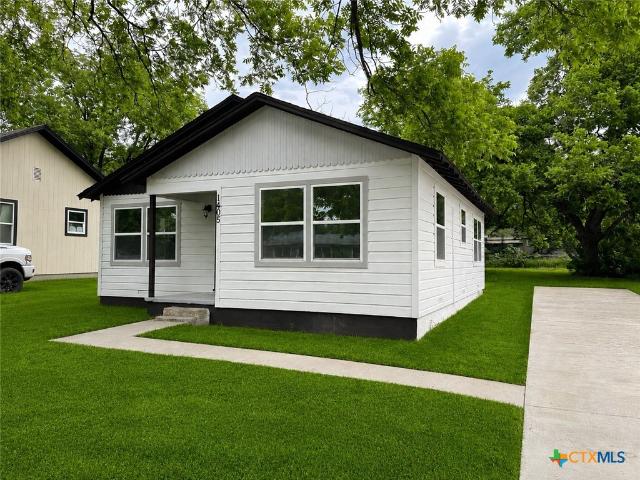 House for sale in Temple Bar Marina, Texas