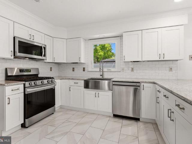 House for sale in Willowbrook Farms, Harrison Township
