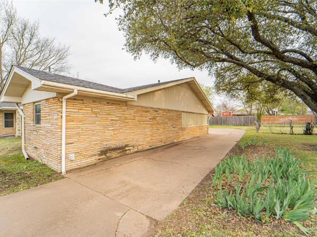House for sale in Breckenridge, Texas