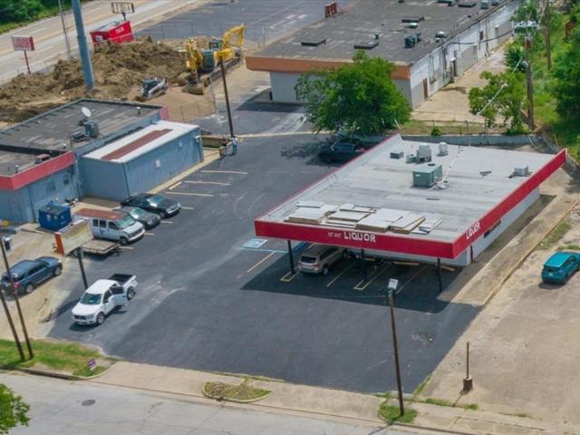 Commercial for sale in Fort Worth