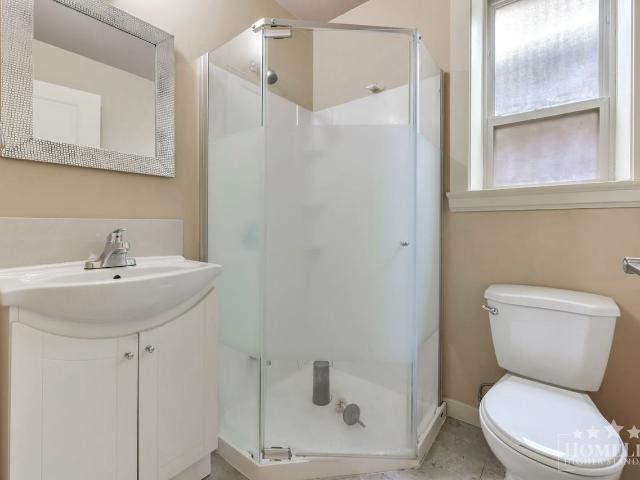 Apartment for rent in Surrey, British Columbia