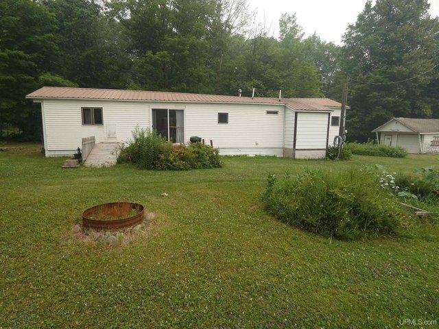 House for sale in Bruce Crossing, Michigan