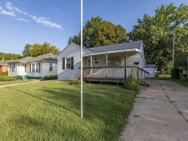 House for sale in Clinton, Iowa