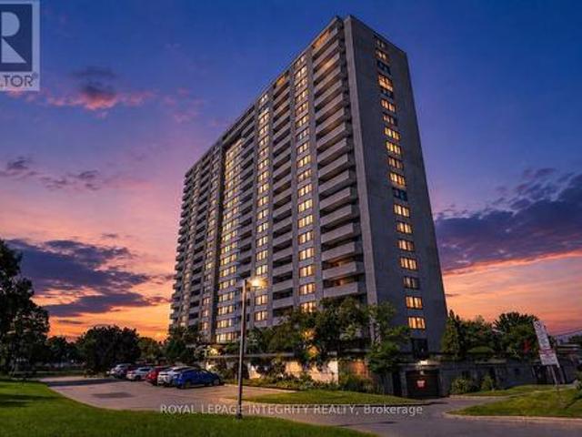 Condo for sale in Bay, Ottawa