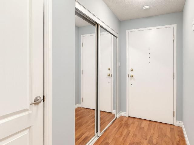 Condo for sale in Ancaster, Ontario