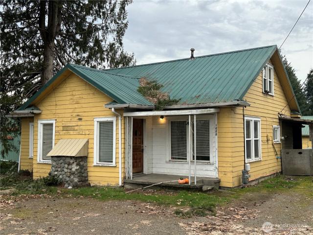 House for sale in Centralia, Washington