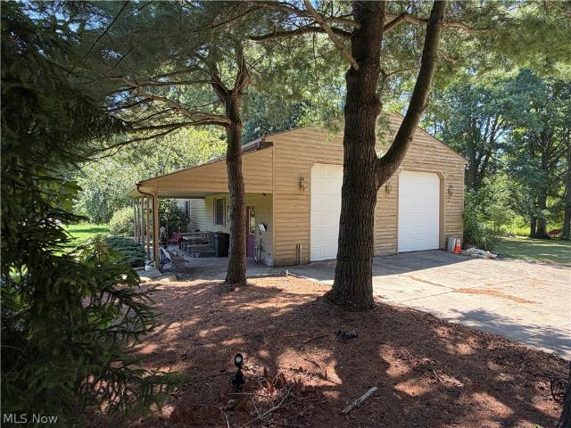 House for sale in Vienna, Ohio