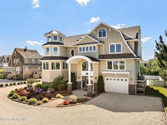 House for sale in Mantoloking, New Jersey