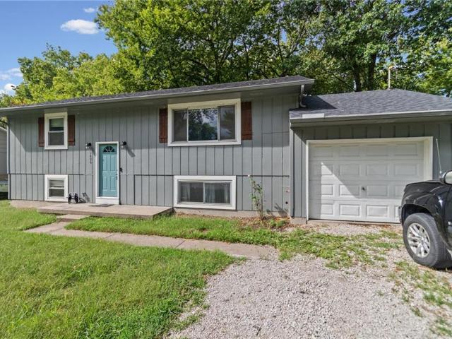 House for sale in Town and Country, Richmond