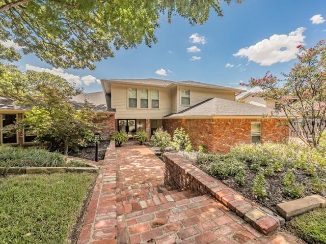 House for sale in Arlington, Texas