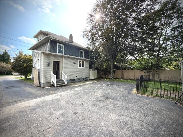 House for sale in Mercer, Pennsylvania