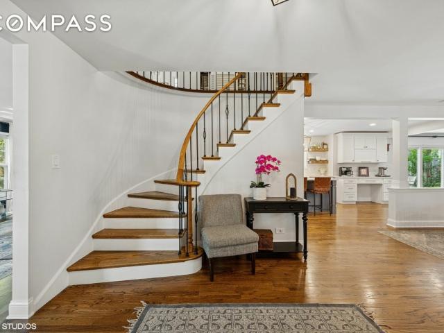 House for sale in Arlington Heights