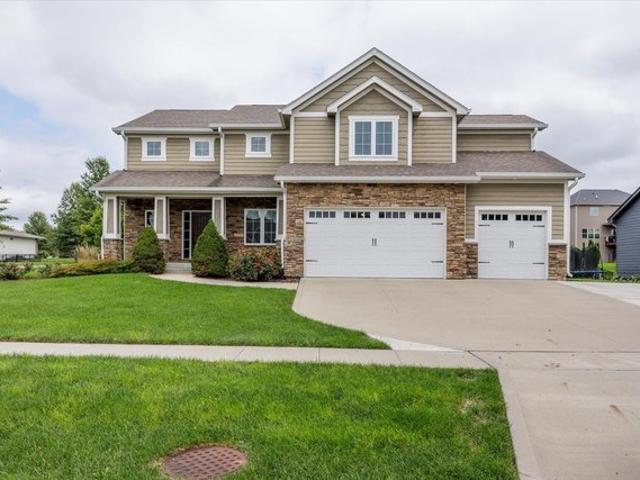 House for sale in West Des Moines, Iowa
