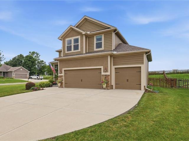 House for sale in Kearney, Missouri