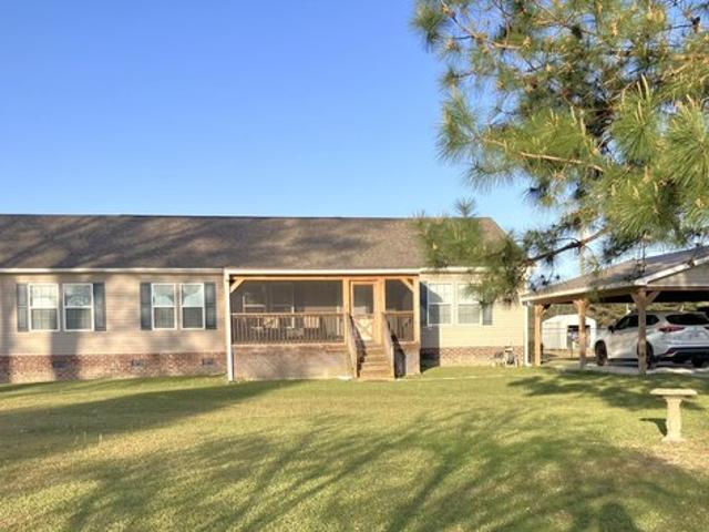 House for sale in Maysville, North Carolina