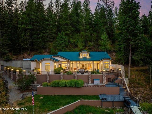 House for sale in Hayden, Idaho