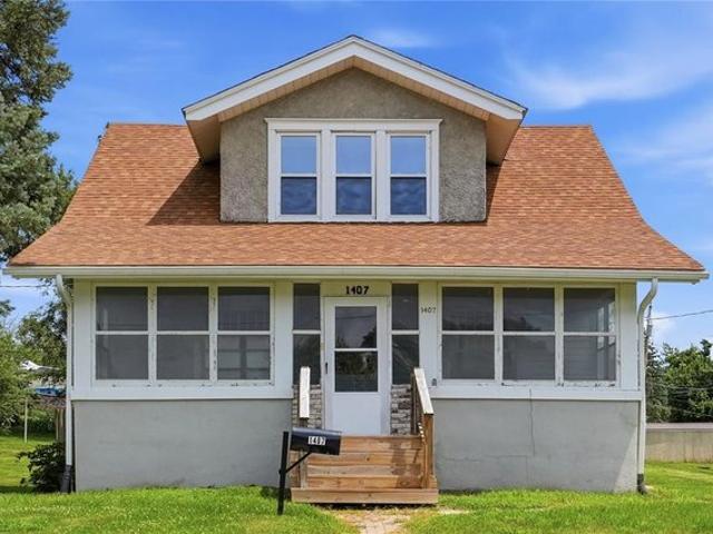 House for sale in Belle Plaine, Iowa