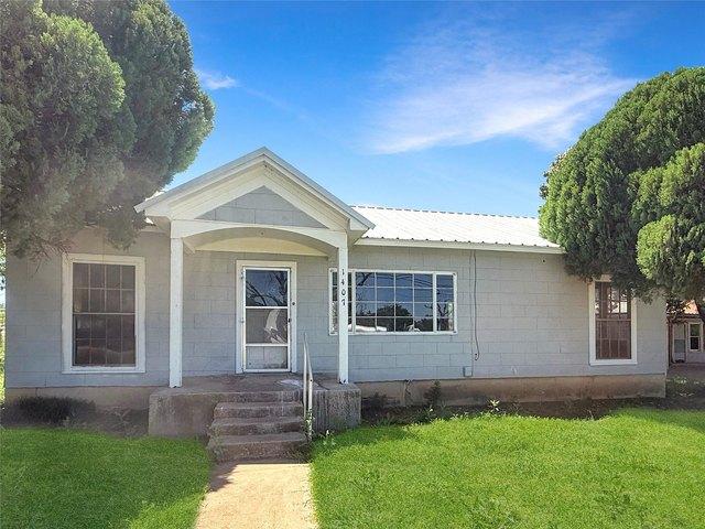 House for sale in Breckenridge, Texas