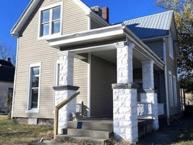 House for sale in Evansville, Indiana
