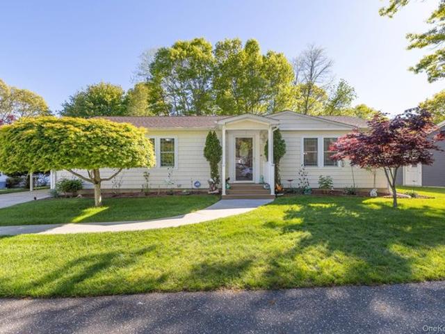 House for sale in Calverton, New York