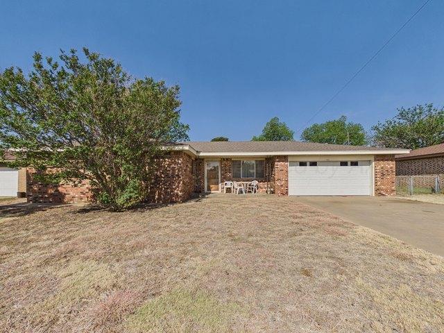 House for sale in Hall, Texas