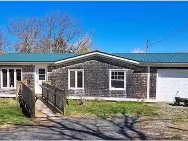 House for sale in North Shore, Cumberland County