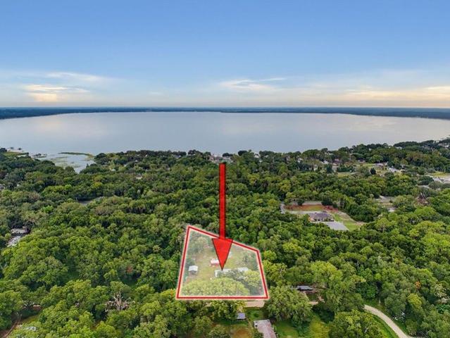 House for sale in Ocklawaha, Florida