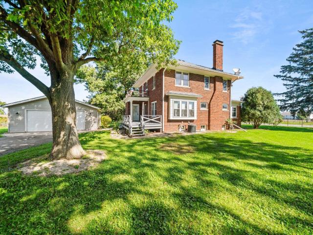 House for sale in Poplar Grove, Boone County