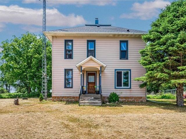 House for sale in Blue Earth, Minnesota