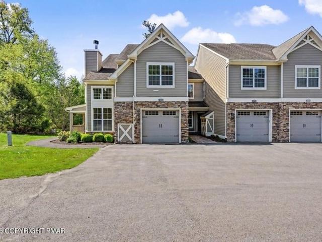 Townhouse for sale in Blakeslee, Pennsylvania