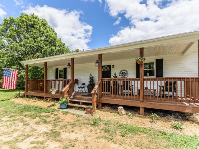 House for sale in Appomattox, Appomattox County