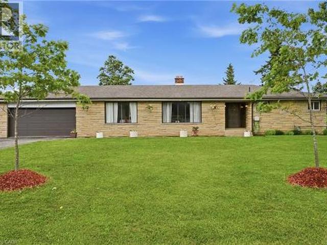 House for sale in Ancaster, Ontario