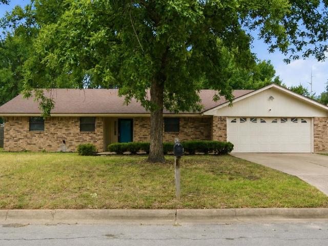 House for sale in Stephenville, Texas