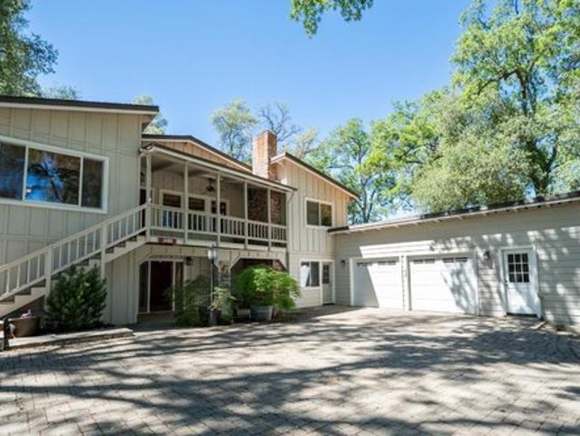 House for sale in Murphys, California