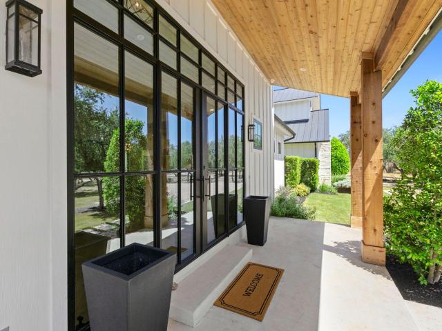 House for sale in Spicewood, Texas