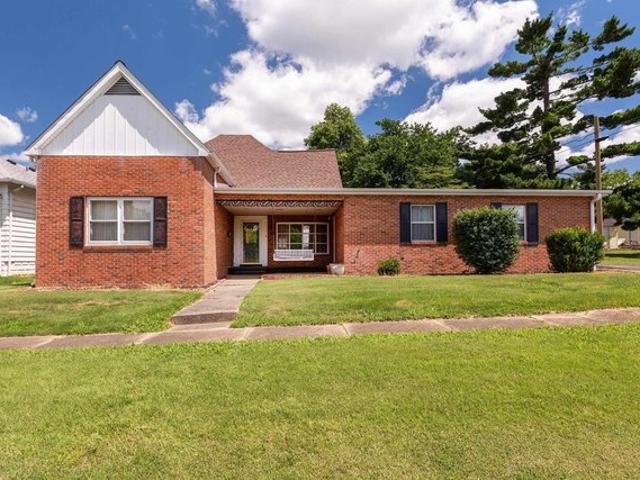 House for sale in Eldorado, Illinois