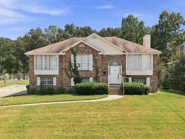 House for sale in Pleasant Grove, Alabama