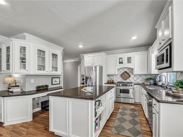 House for sale in Woodcreek, College Station