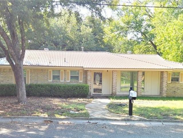 House for sale in Lampasas, Lampasas County