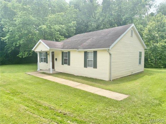House for sale in Pacific, Missouri