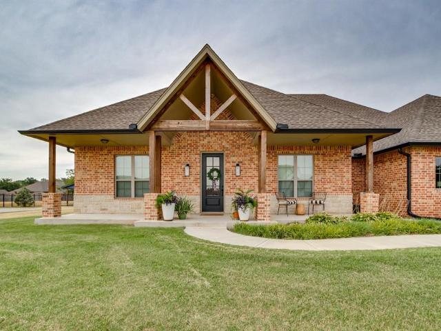House for sale in Mustang, Oklahoma