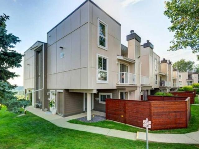 Townhouse for sale in Northwest, Alberta