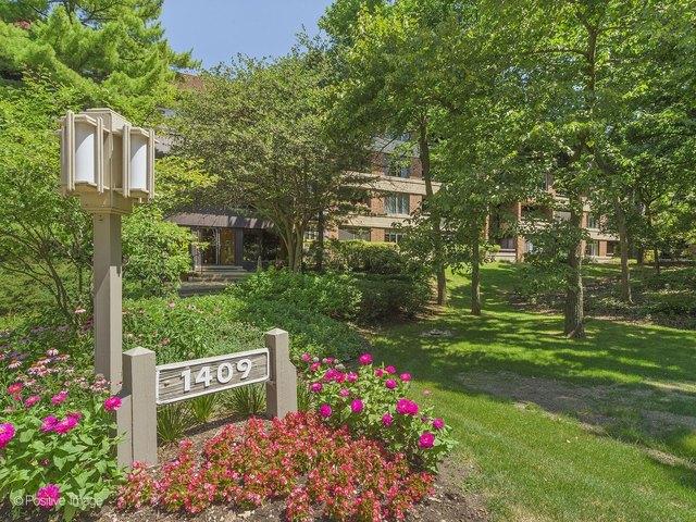 Condo for sale in Hinsdale, Illinois