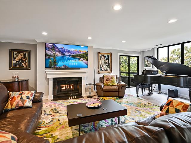Condo for sale in Hinsdale