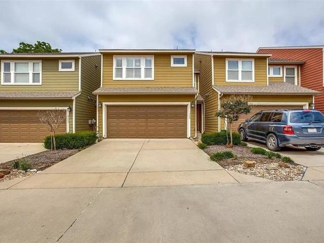 Townhouse for sale in Plano, Texas